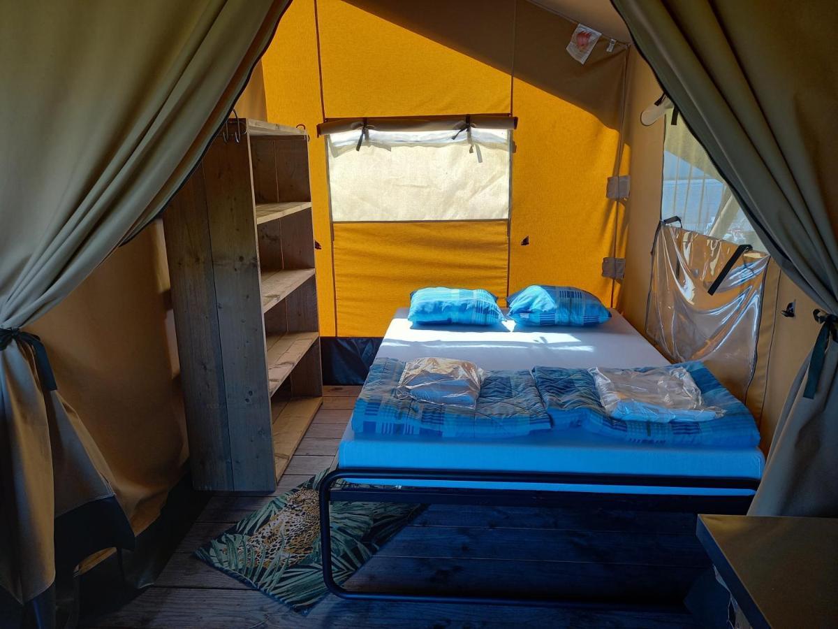 Comfort Safaritent 6 Pers En Mini Camping Zwiggelte Extérieur photo